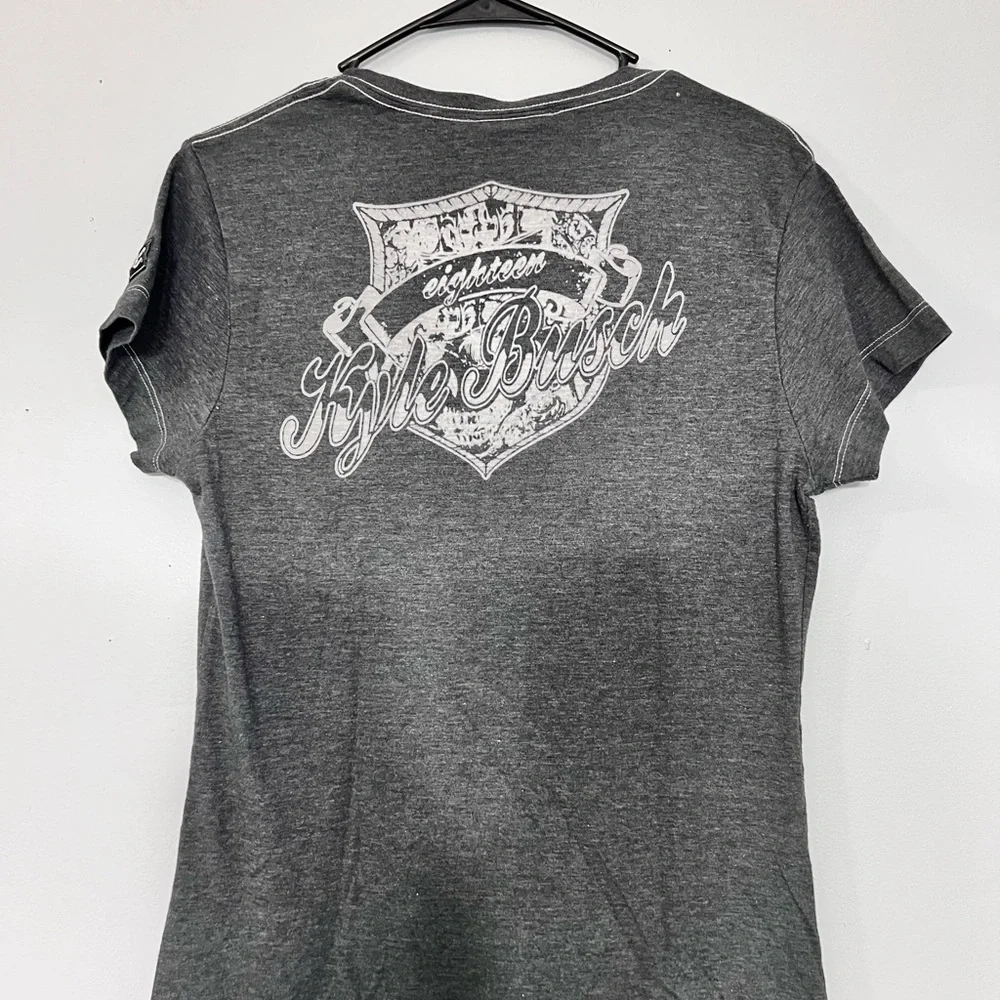 Authentic NASCAR Kyle Busch Gray Graphic T-Shirt - Picture 6 of 9